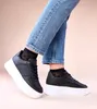 Czarne sneakersy na platformie Avita